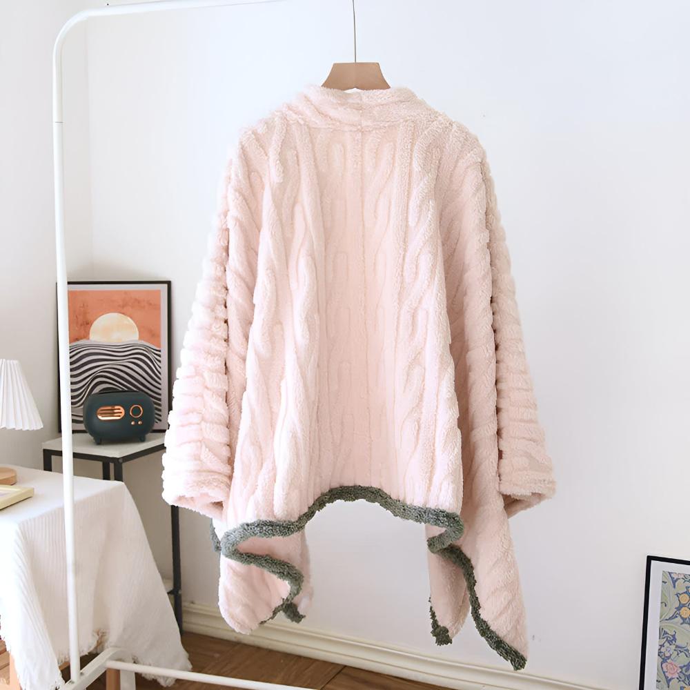 Bestickter warmer Fleece-Schal
