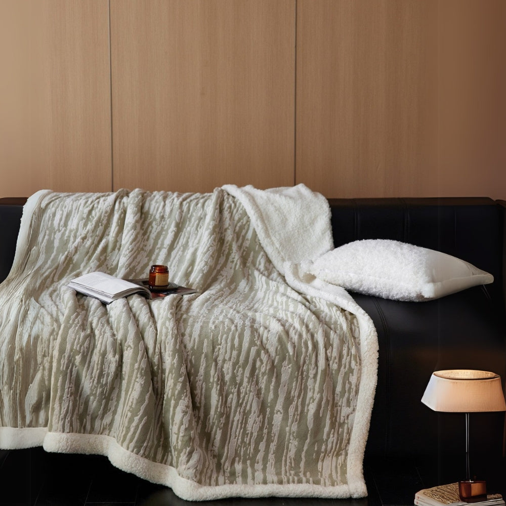 Baumrinde-inspirierte Kuscheldecke