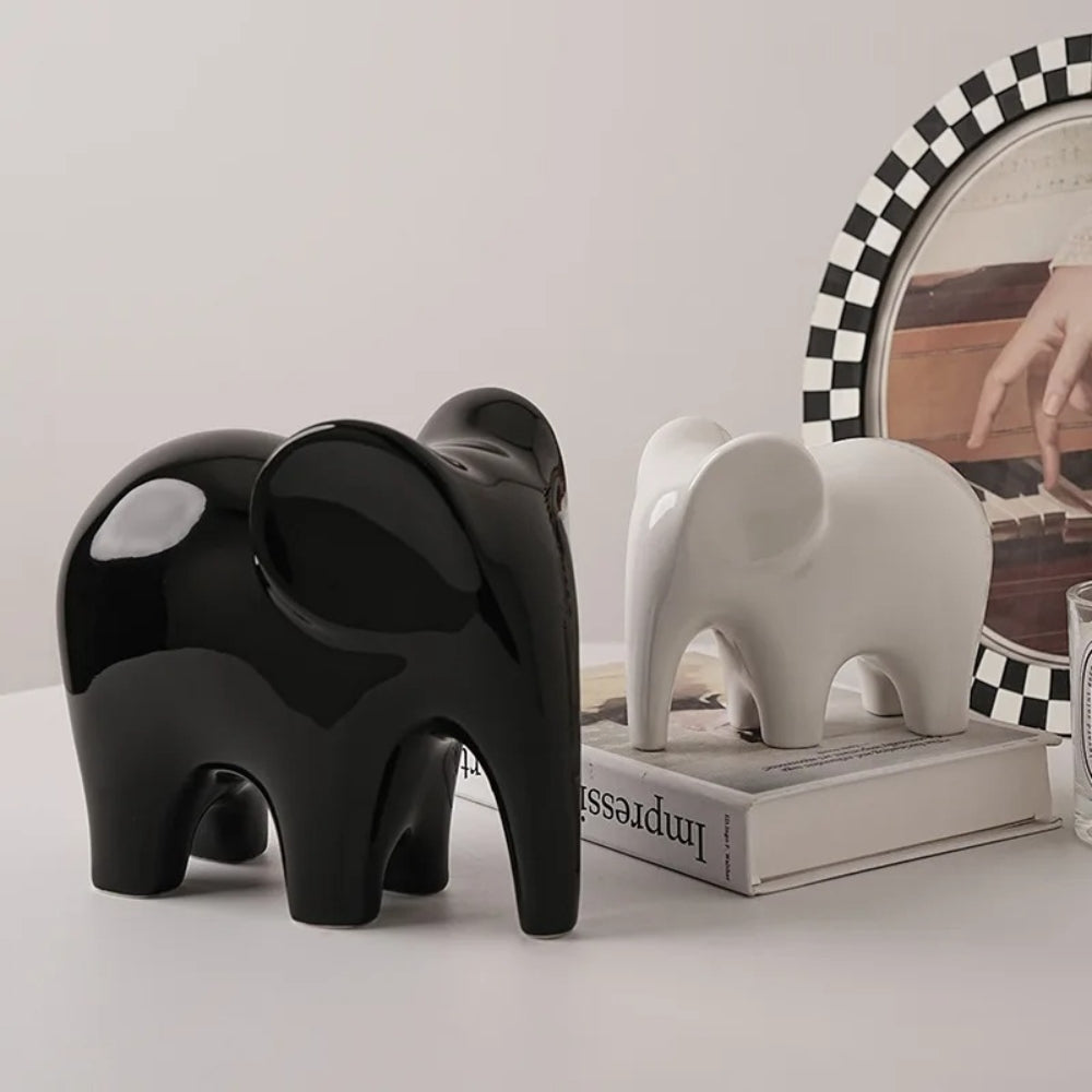Glänzende moderne Elefantenfigur