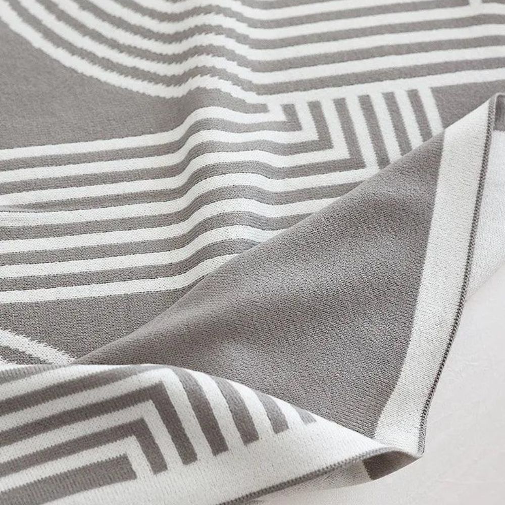 Snuggle Maze Strickdecke