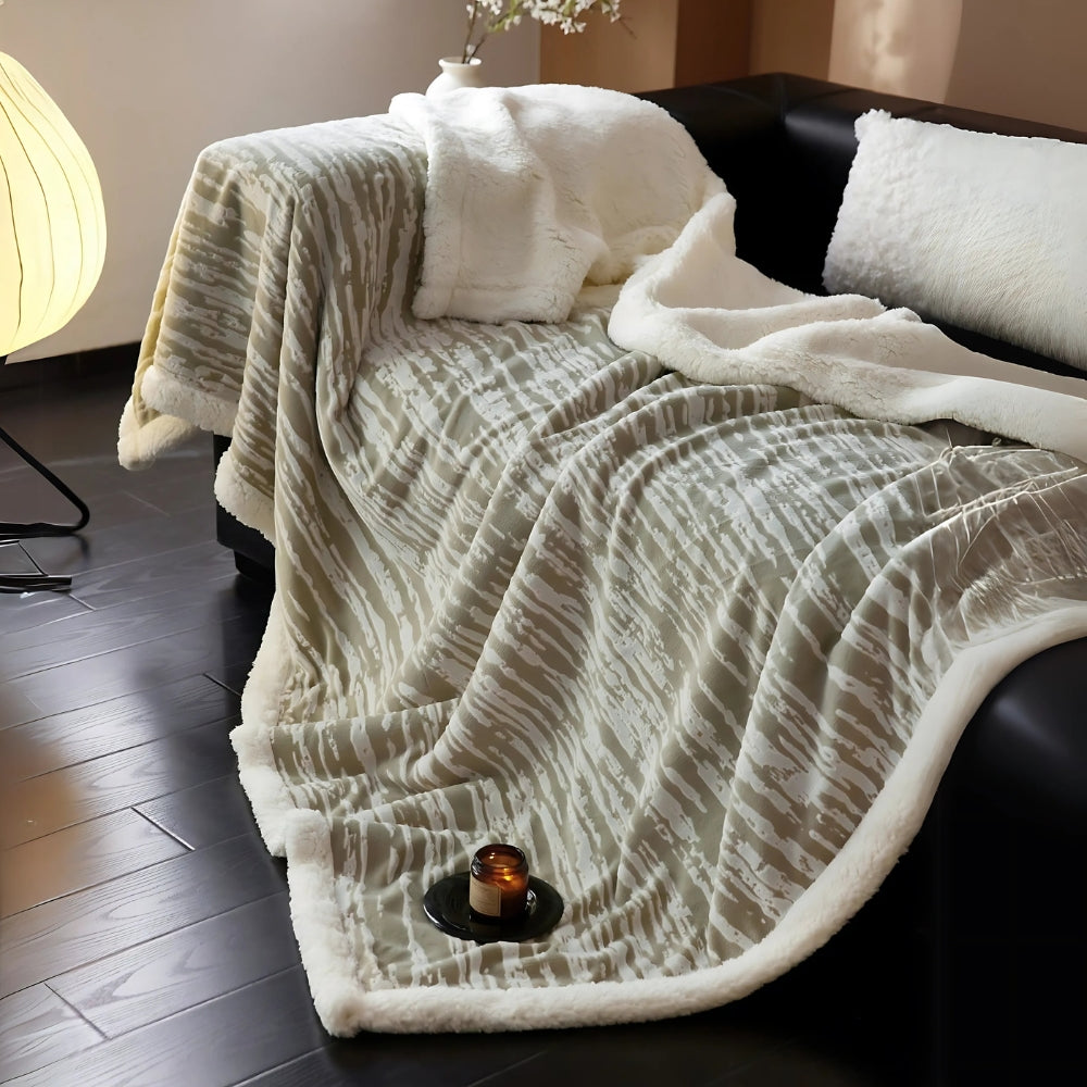 Baumrinde-inspirierte Kuscheldecke