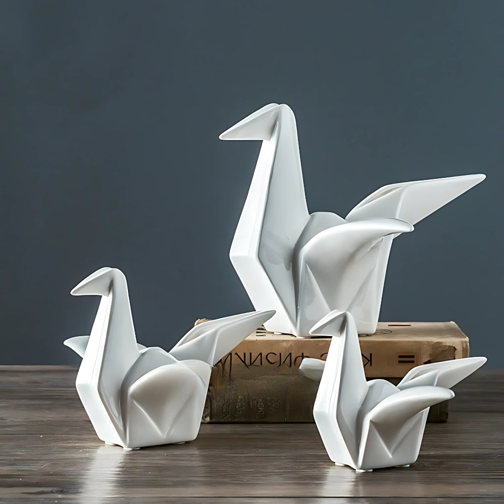 Origami-inspirierte Keramikvogelstatue