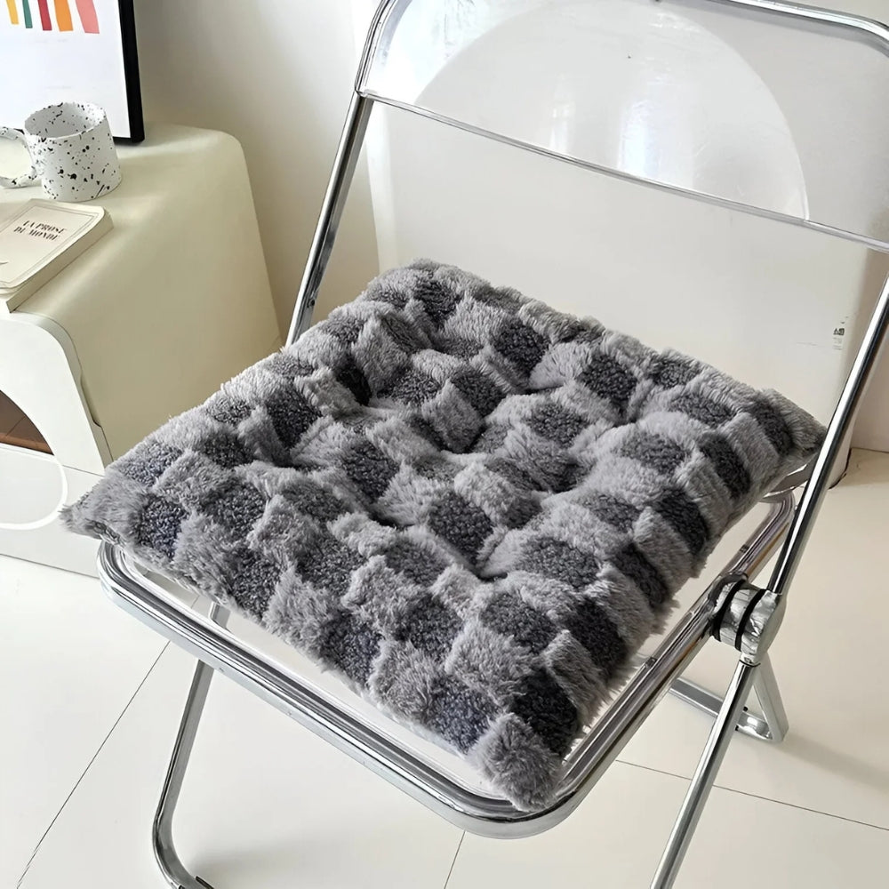 Flauschiges kariertes Fleece gepolstertes Kissen