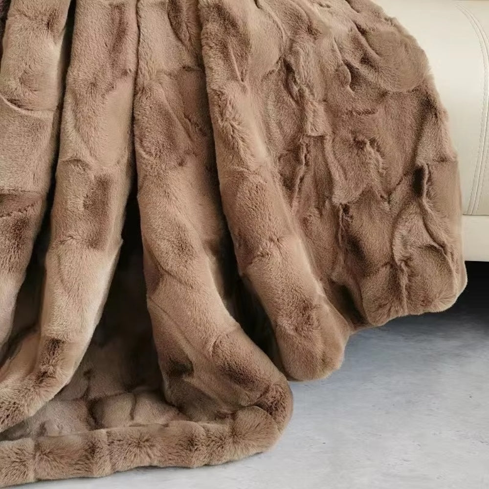 Himmlische Rückzug Faux-Fur-Decke