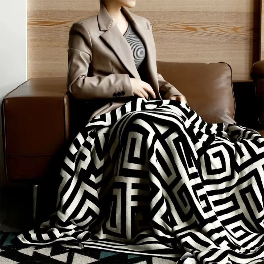 Labyrinthine Geometrische Jacquard-Decke