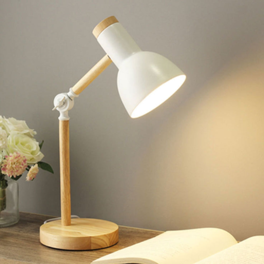 Nordic Iron Wood LED Tischlampe