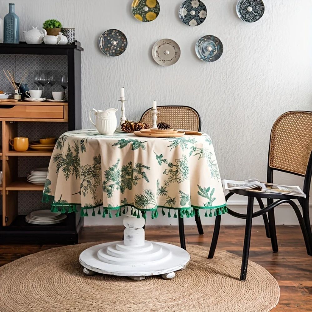 Runde Tischdecke mit Tannenzapfen-Muster