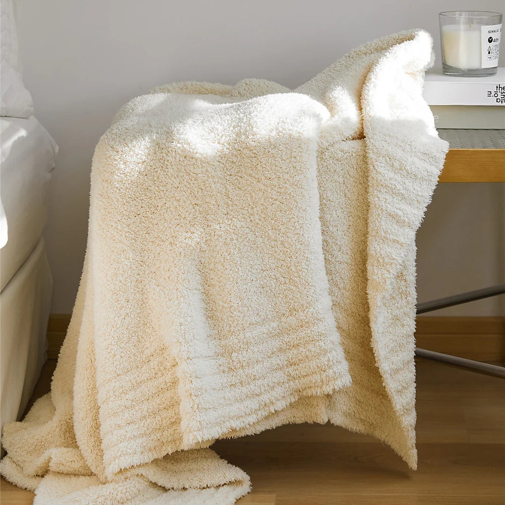 Soft Nest Minimalist Strickdecke
