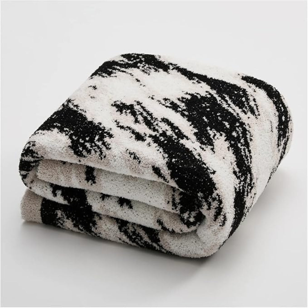 Velora Schwarz Weiß Fuzzy Strickdecke
