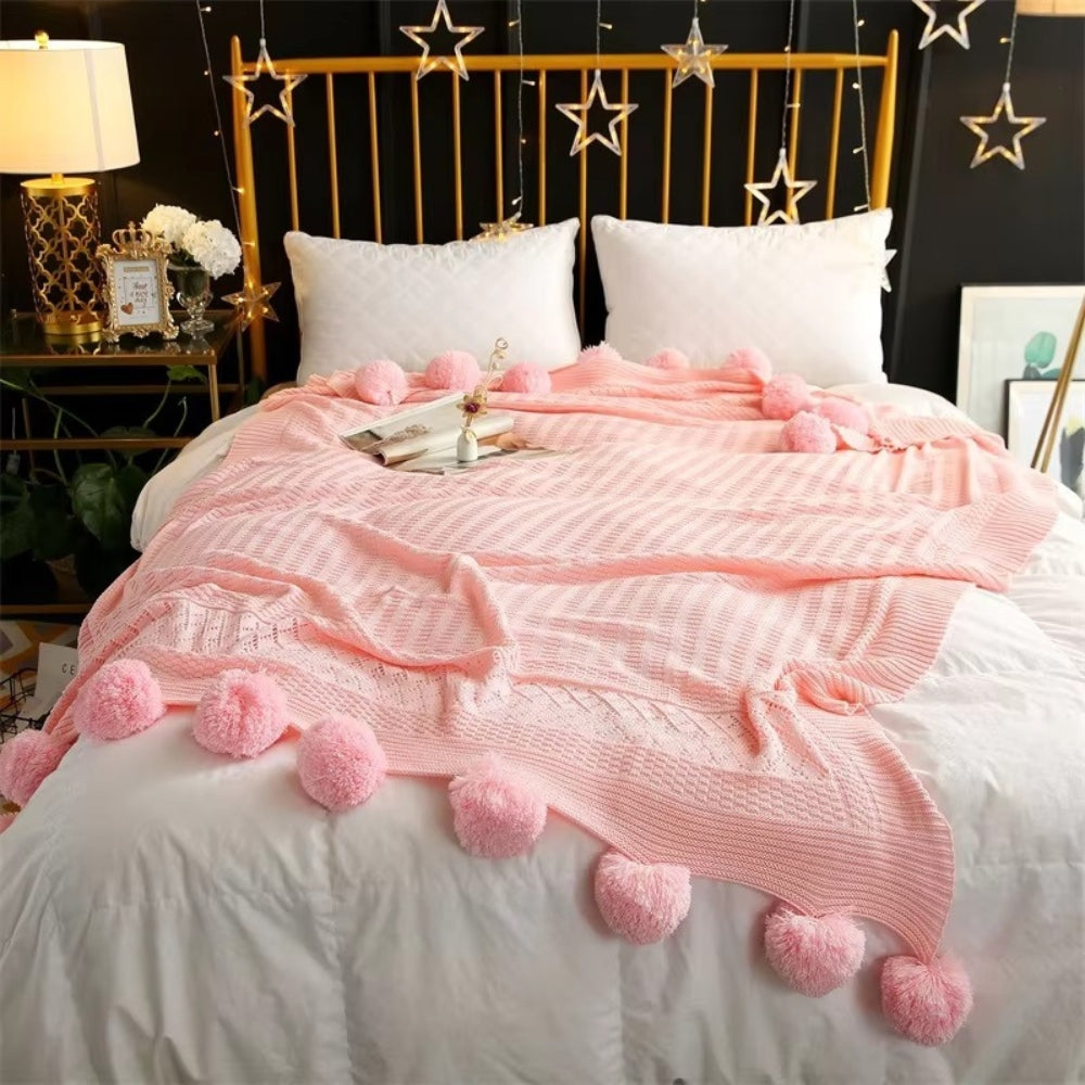 Whimsische Flauschige Pom-Pom Macaron Decke