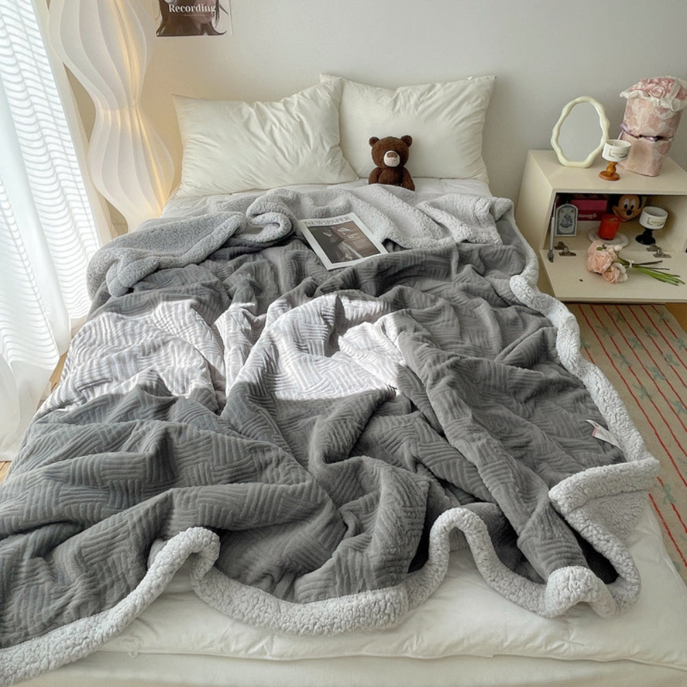 Seraphina Weiche Jacquard Kaninchen Plüschdecke