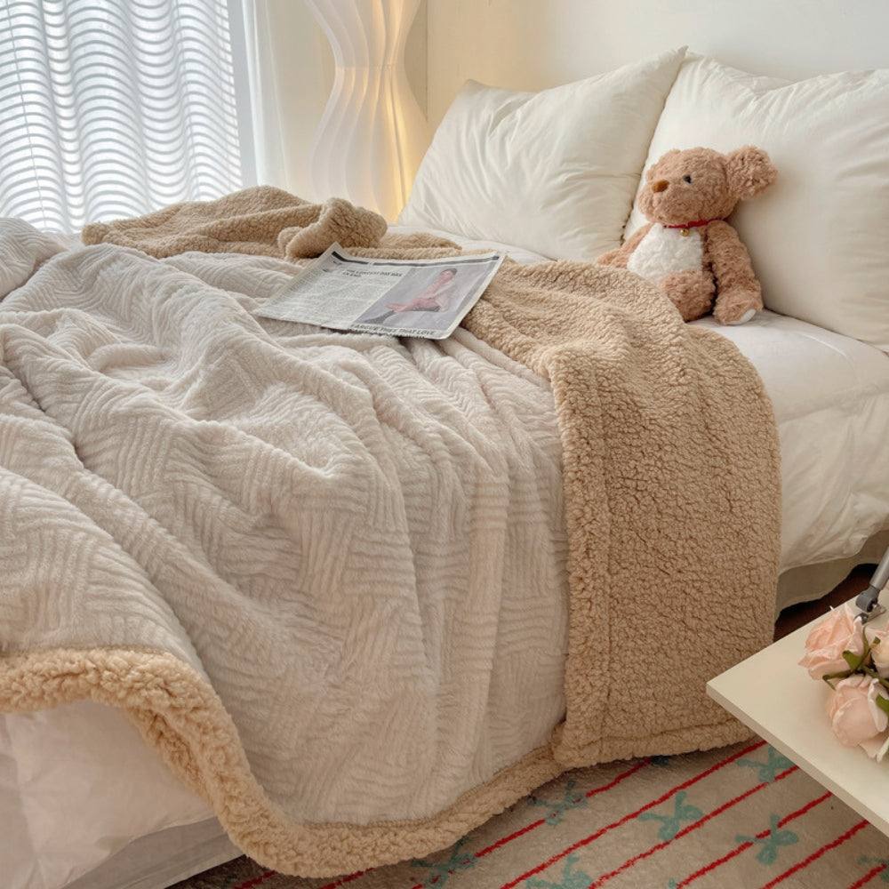 Seraphina Weiche Jacquard Kaninchen Plüschdecke