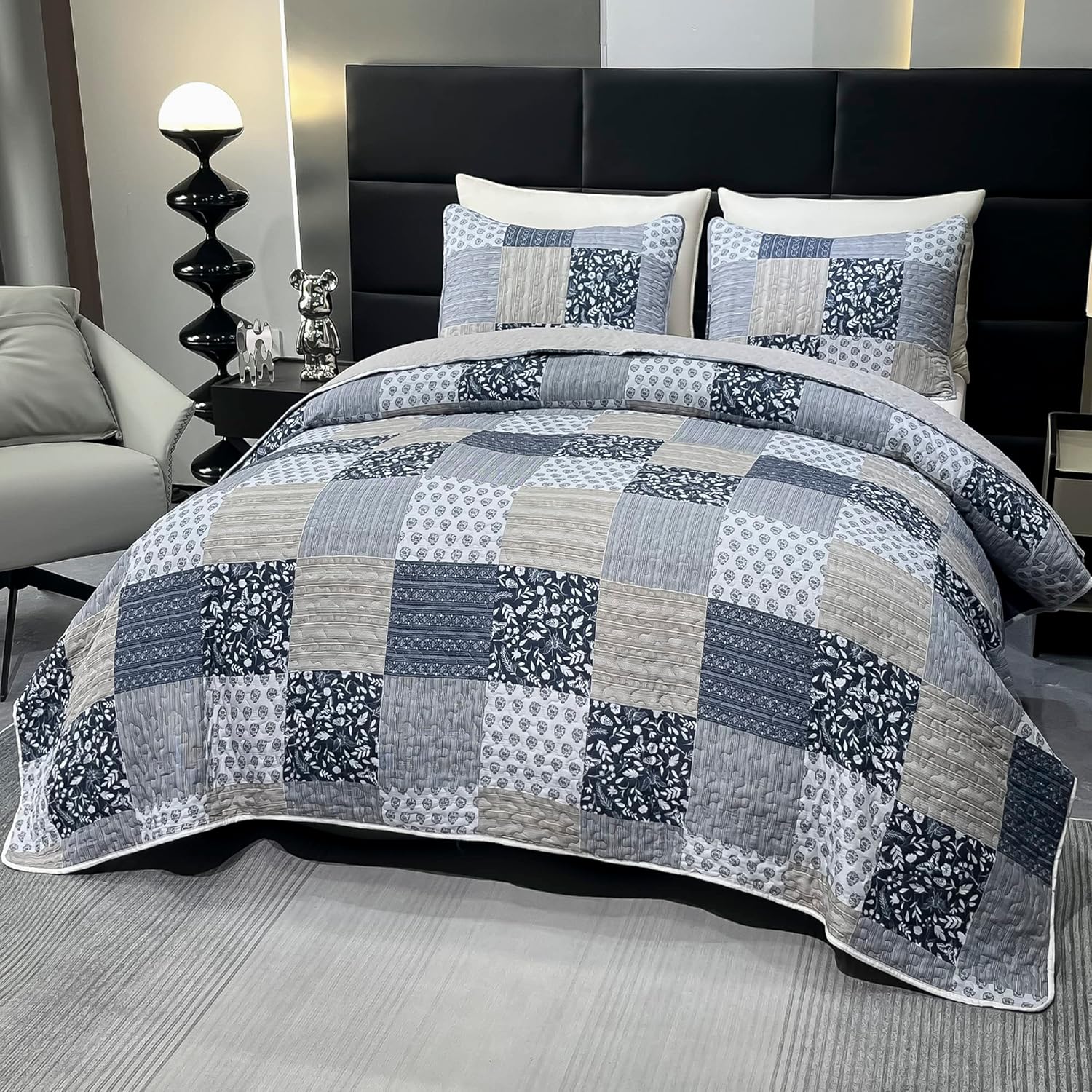 Karo-Patchwork-Bettüberwurf